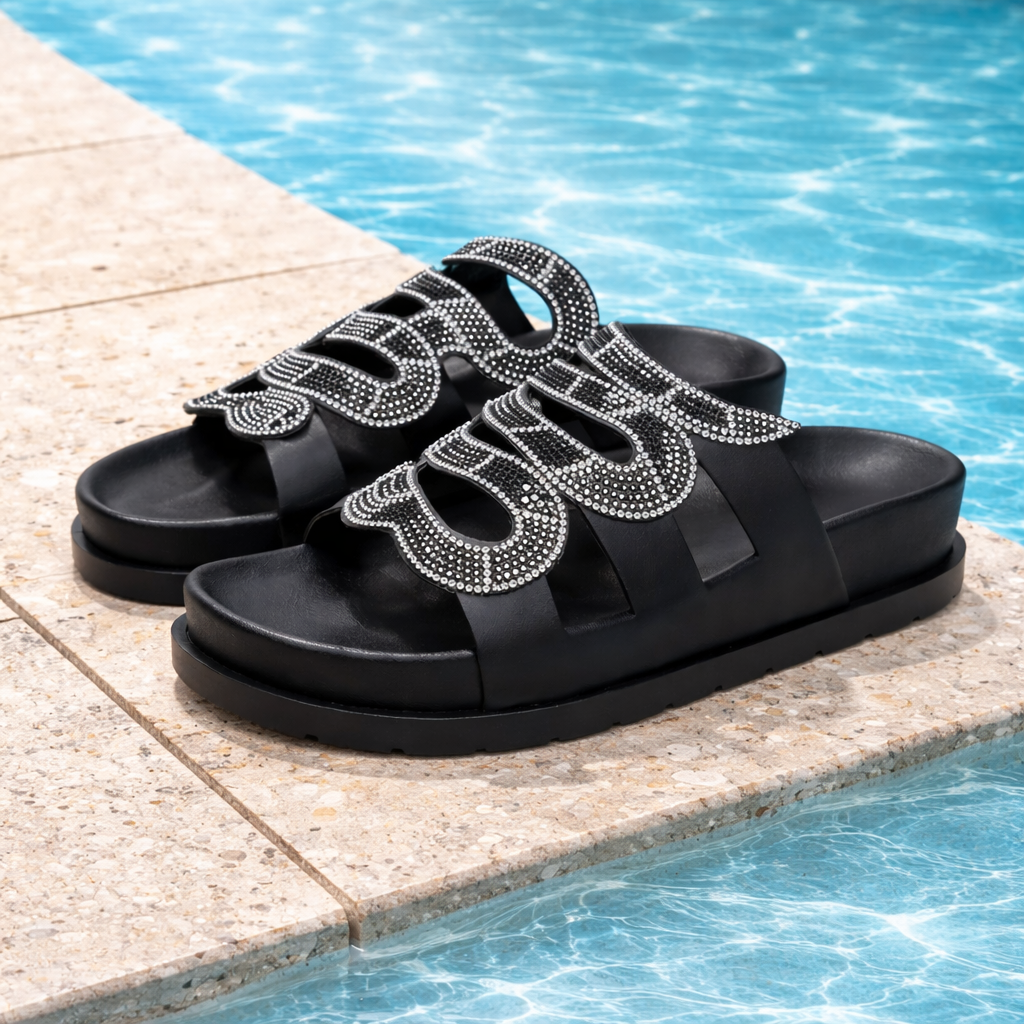 Sandália Riviera Shine – Rasteirinha com Strass Easy Slip BelleBoo©